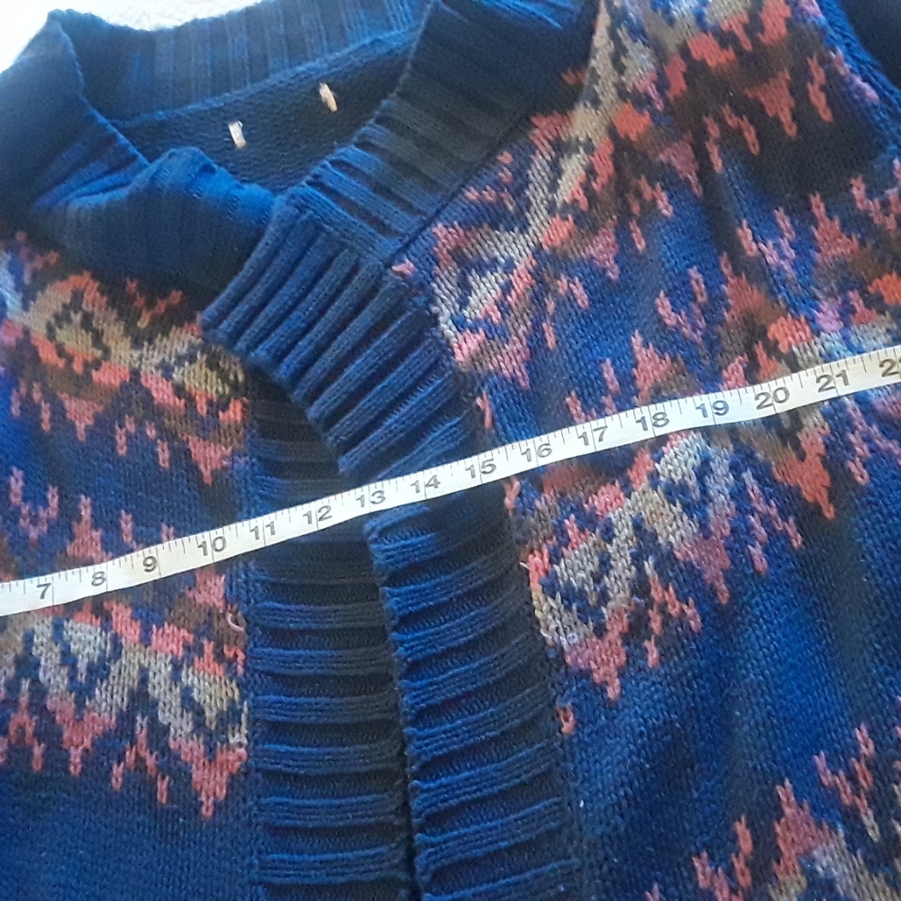 Dark blue navajo sweater - Picture 4 of 5